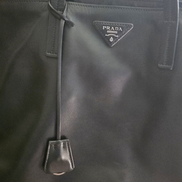 PRADA RIVET BAG - Picture 2 of 13